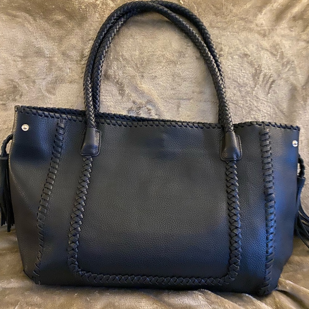 Black Tote*